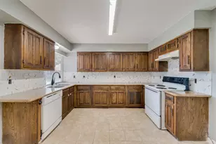 209 N St Johns Dr, Richardson, TX 75081 - Photo 13