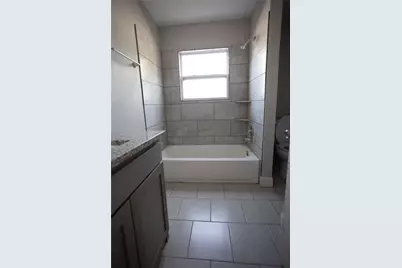 2121 San Jose, Fort Worth, TX 76112 - Photo 13