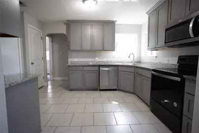 2121 San Jose, Fort Worth, TX 76112 - Photo 7