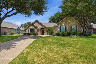 900 Muirfield Dr, Mansfield, TX 76063 - Photo 1