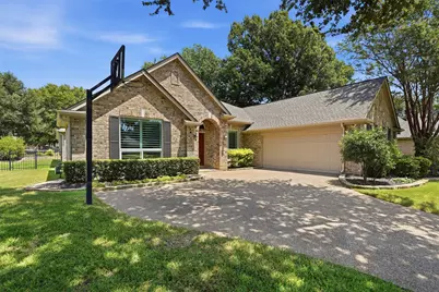 900 Muirfield Drive, Mansfield, TX 76063 - Photo 3
