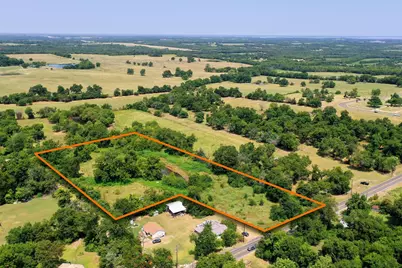 911 5th Street, Honey Grove, TX 75446 - Photo 1
