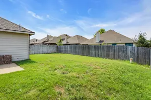 3908 Cloud Cover Rd, Fort Worth, TX 76262 - Photo 21