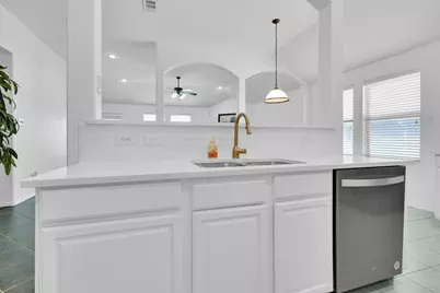 3908 Cloud Cover Road, Fort Worth, TX 76262 - Photo 7