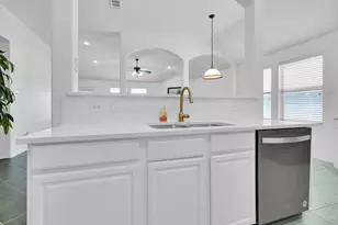 3908 Cloud Cover Rd, Fort Worth, TX 76262 - Photo 7
