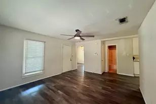 603 Barnes St, McKinney, TX 75069 - Photo 3