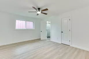 332 W Hallmark Dr, Fort Worth, TX 76134 - Photo 13
