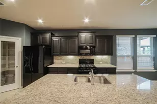 4004 Stonetrail Dr, Denton, TX 76210 - Photo 3