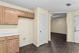 412 Dakota Dr, Joshua, TX 76058 - Photo 9