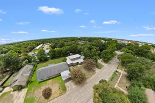 708 E Commerce, Mexia, TX 76667 - Photo 19