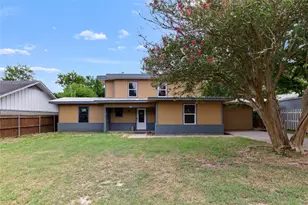 708 E Commerce, Mexia, TX 76667 - Photo 1