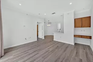 330 E Las Colinas Blvd E, Irving, TX 75039 - Photo 9