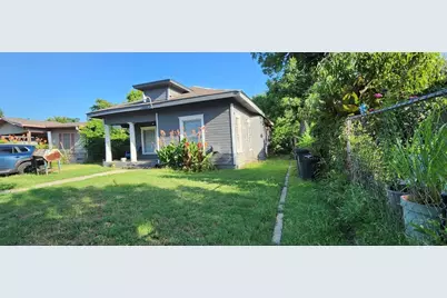 1320 Elm Wood Avenue, Fort Worth, TX 76104 - Photo 1