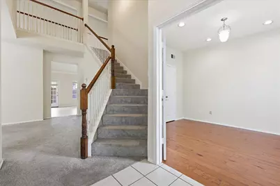 105 Dorsett Drive, Irving, TX 75063 - Photo 7