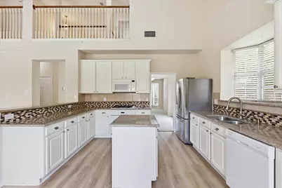 105 Dorsett Drive, Irving, TX 75063 - Photo 19