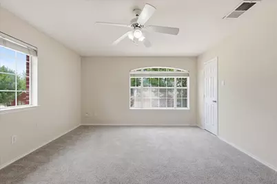 105 Dorsett Drive, Irving, TX 75063 - Photo 35