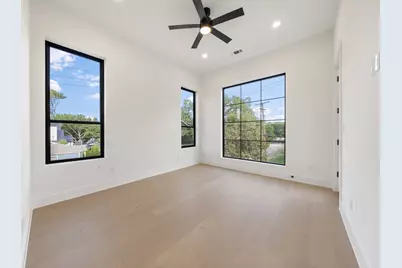 6481 Trammel Drive, Dallas, TX 75214 - Photo 29