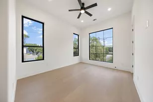 6481 Trammel Dr, Dallas, TX 75214 - Photo 29
