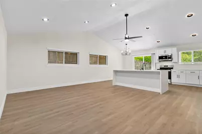 1212 Stevens Ridge Drive, Dallas, TX 75211 - Photo 5