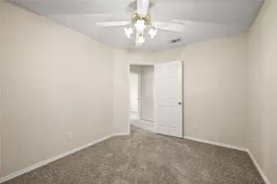 3321 Harbourtown Dr, Grand Prairie, TX 75052 - Photo 29