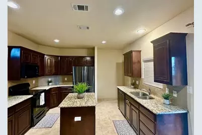 11053 Hawks Landing Road, Fort Worth, TX 76052 - Photo 5
