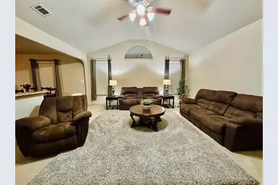 11053 Hawks Landing Road, Fort Worth, TX 76052 - Photo 3