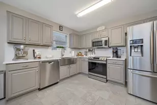 6354 Stonewater Bend Trail, Fort Worth, TX 76179 - Photo 3
