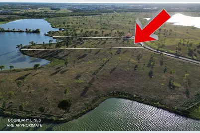 3.350 Acres Lot 212 Waterfront Club Dr, Corsicana, TX 75110 - Photo 9