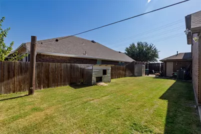 15647 Gatehouse Drive, Fort Worth, TX 76262 - Photo 39