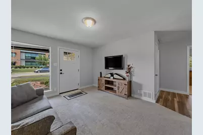 703 Whitener Road, Euless, TX 76040 - Photo 5
