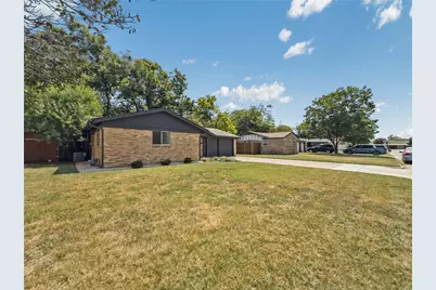 703 Whitener Road, Euless, TX 76040 - Photo 3