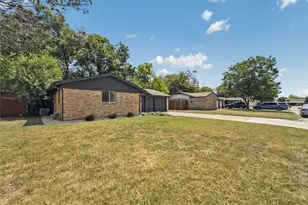 703 Whitener Rd, Euless, TX 76040 - Photo 3