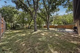 703 Whitener Rd, Euless, TX 76040 - Photo 23