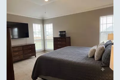 1817 Parkwood Drive, Grapevine, TX 76051 - Photo 17