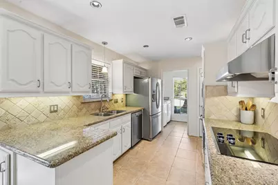 1410 Stonecrest Drive, Richardson, TX 75081 - Photo 7