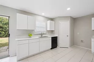 7020 Glenshire Dr, Arlington, TX 76002 - Photo 7