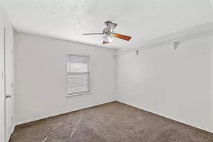 2804 Monthaven Dr, Arlington, TX 76001 - Photo 11