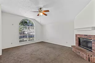 2804 Monthaven Dr, Arlington, TX 76001 - Photo 3