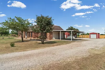 627 County Road 4445, Trenton, TX 75490 - Photo 3