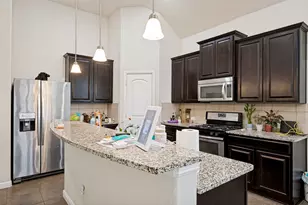 929 Green Coral Dr, Little Elm, TX 75068 - Photo 9
