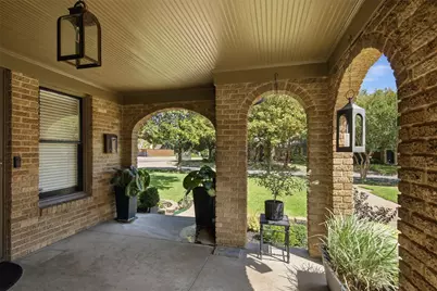 838 Salmon Drive, Dallas, TX 75208 - Photo 19