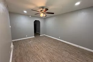 2505 Normont Cir, Fort Worth, TX 76103 - Photo 5
