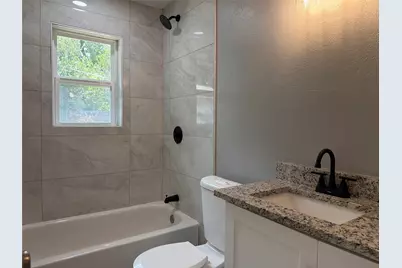 2505 Normont Circle, Fort Worth, TX 76103 - Photo 15