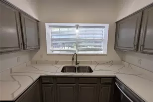 9801 Royal Ln, Dallas, TX 75231 - Photo 7