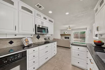 1509 Linwood Lane, Edgecliff Village, TX 76134 - Photo 13