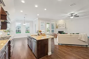 2362 Walnut Grove Ln, Frisco, TX 75034 - Photo 9