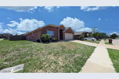 344 Coral Vine Lane, Burleson, TX 76028 - Photo 3