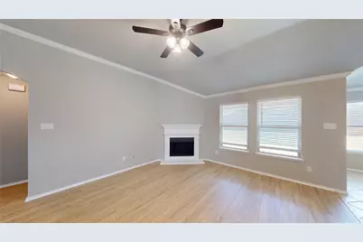 344 Coral Vine Lane, Burleson, TX 76028 - Photo 5