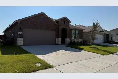 9741 McClane Farm Drive, Fort Worth, TX 76036 - Photo 1