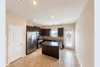 9929 Pronghorn Road, McKinney, TX 75071 - Photo 11